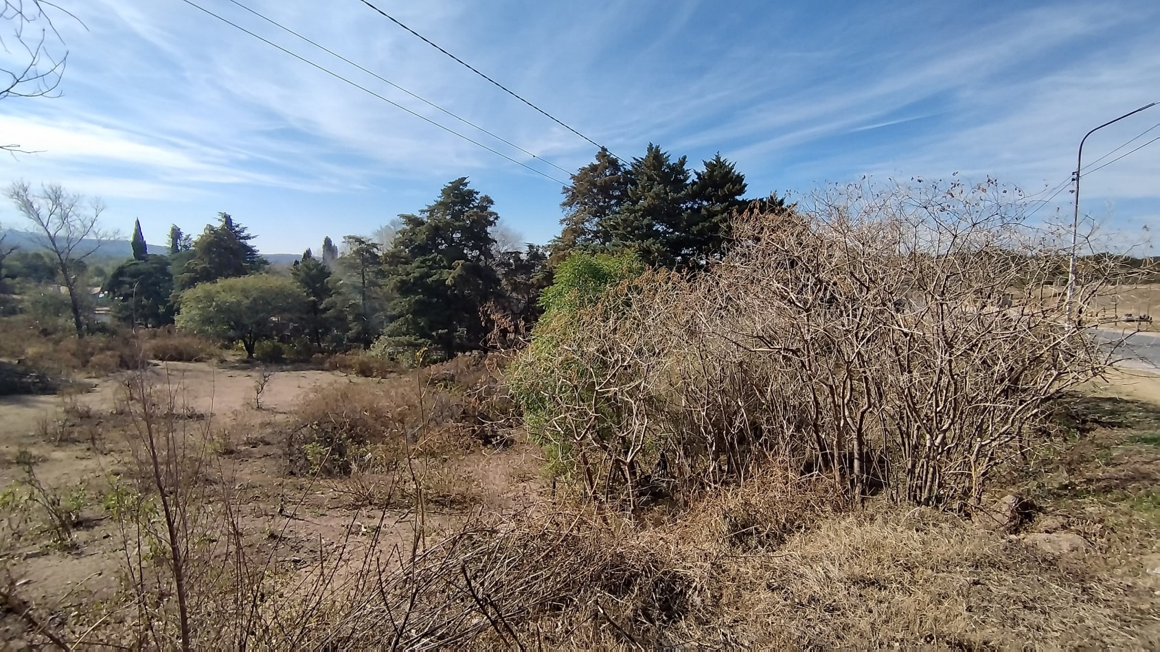 LOTES AGUA DE ORO, 1565 M2,  TODOS LOS SERVICIOS! 