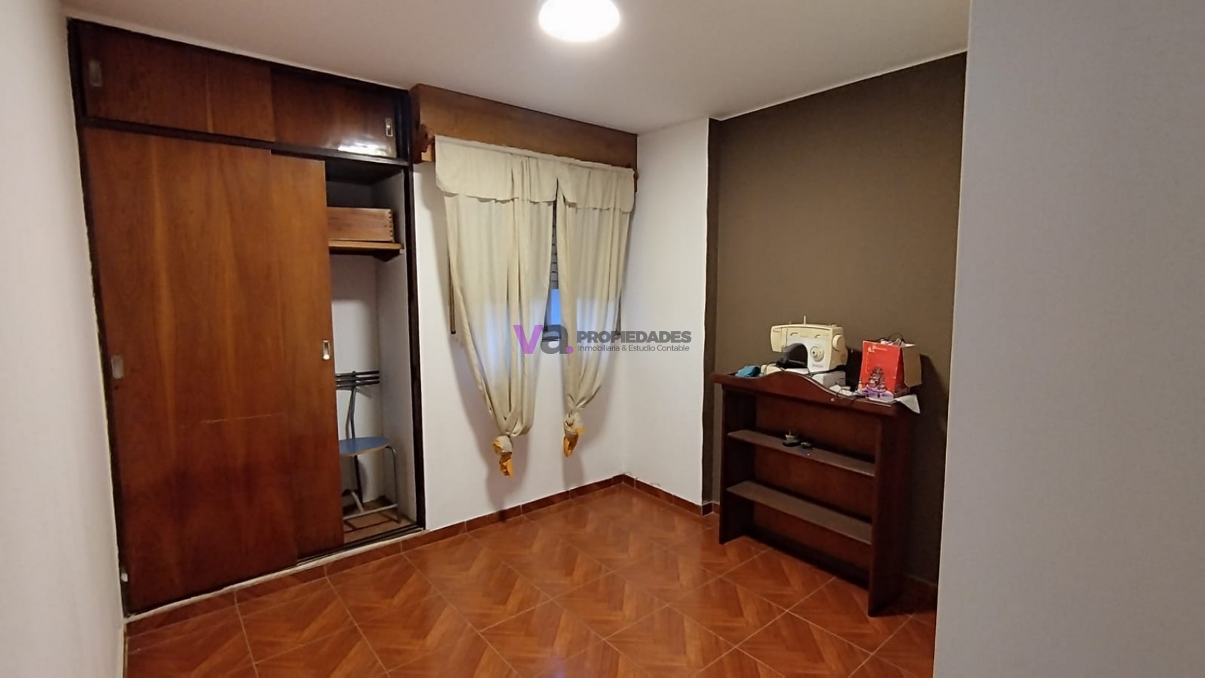 DEPARTAMENTO CENTRO  3 dormitorios, 2 baños, Bv Illia 389. Piso completo!! 