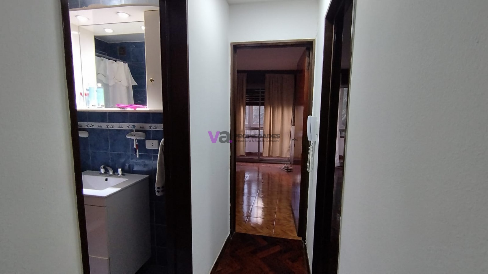 DEPARTAMENTO CENTRO  3 dormitorios, 2 baños, Bv Illia 389. Piso completo!! 