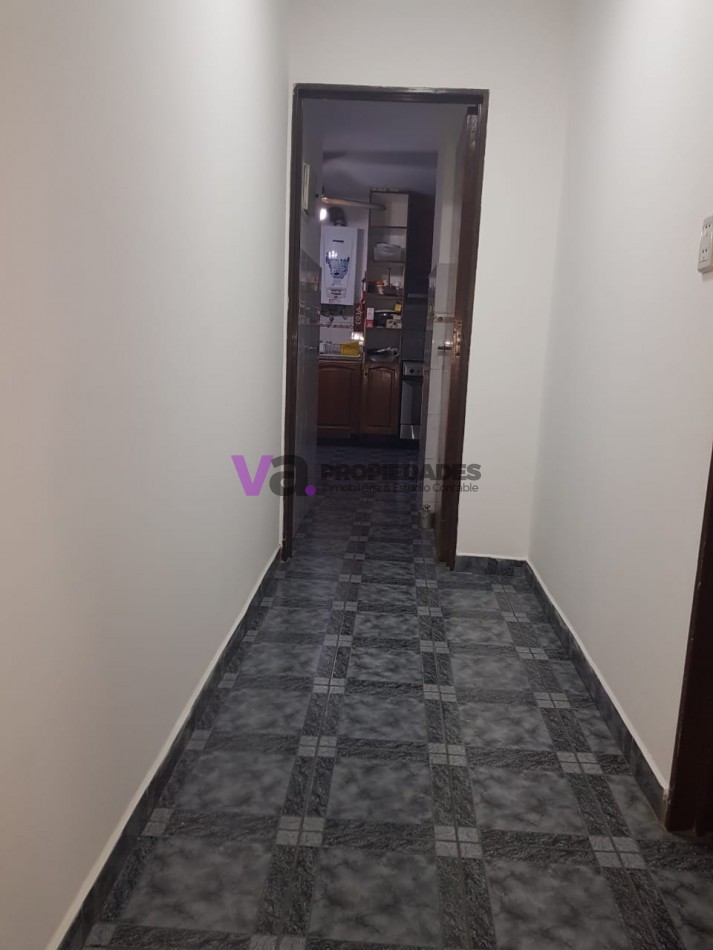 DEPARTAMENTO CENTRO  3 dormitorios, 2 baños, Bv Illia 389. Piso completo!! 